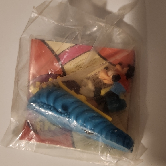 Burger King Kids Club 1995 Goofy and Max's Adventure Toys from the Movie - Picture 2 of 2